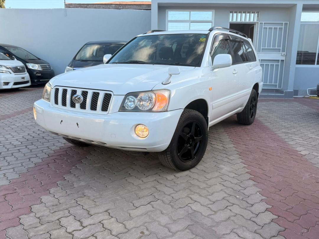 TOYOTA KLUGER 4WD