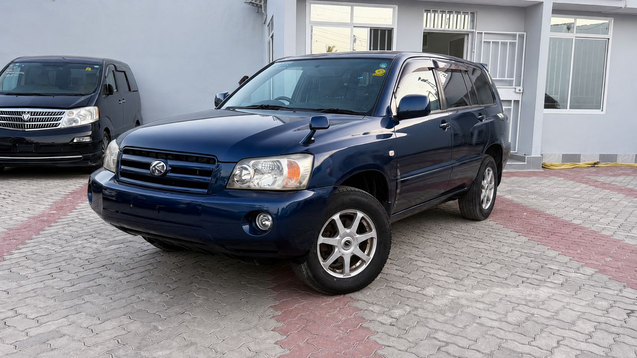 TOYOTA KLUGER 2.4S