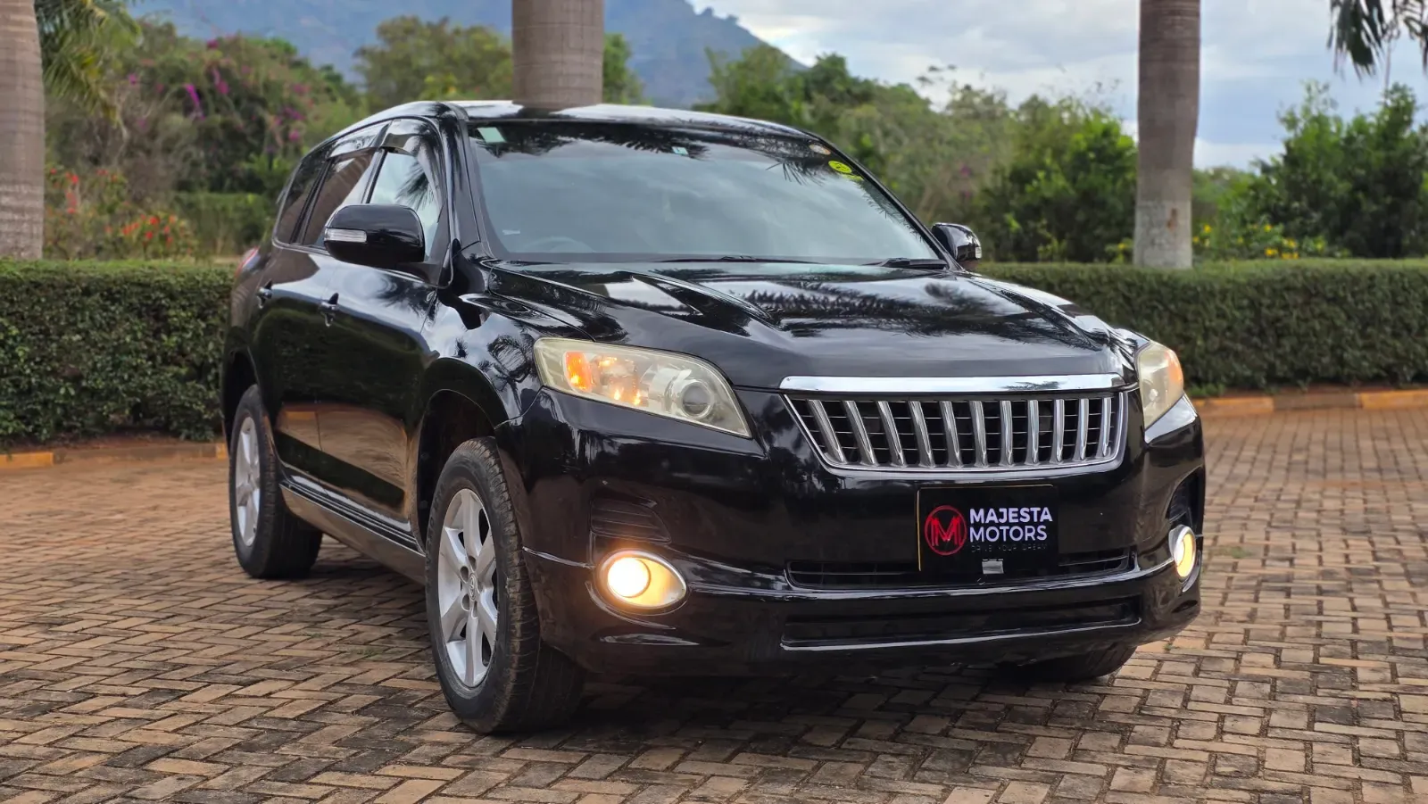 TOYOTA VANGUARD 2010